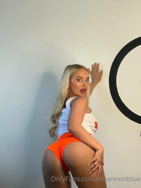 Rhiannon Blue nude leaked onlyfans