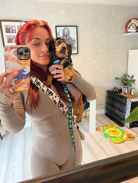 Thequeenie onlyfans nsfw