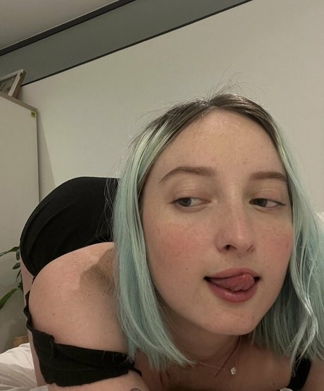 sophie carson nsfw onlyfans