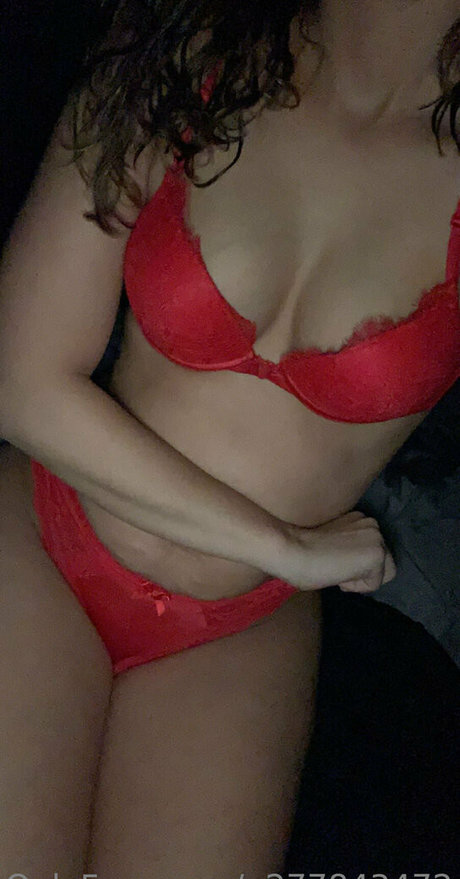 Sahara Summer nude porn onlyfans