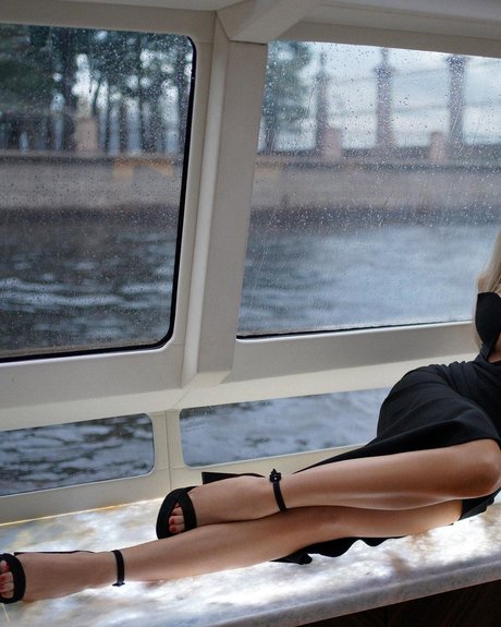 Angelie Dolly nsfw onlyfans