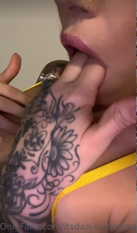 itsdanielaandrea onlyfans leak nude