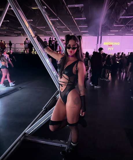 The Peach at the Beach onlyfans boobs