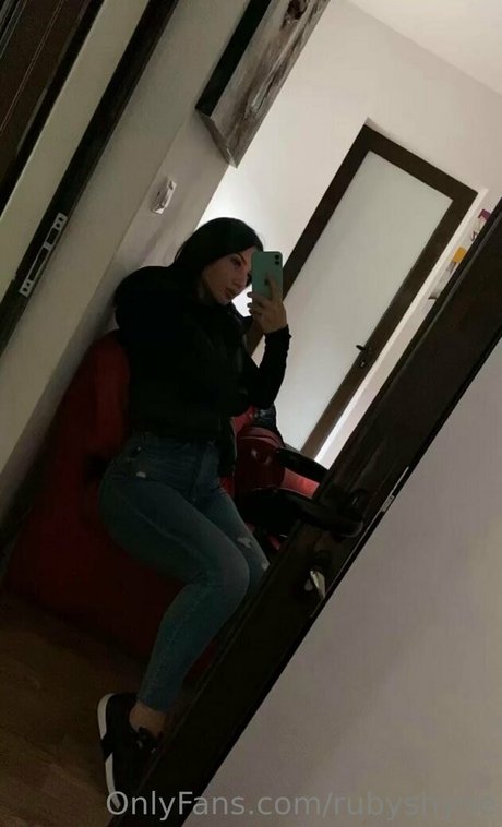rubyshyne onlyfans lesk
