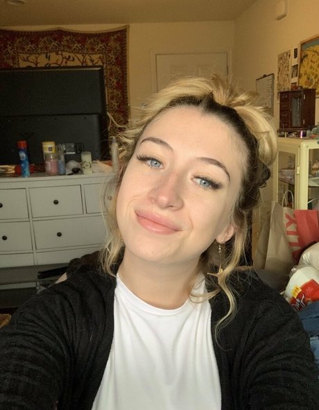 Pr33tyhoney onlyfans leak sex