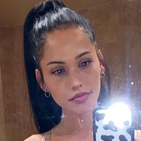 Lindsey Groll boobs onlyfans