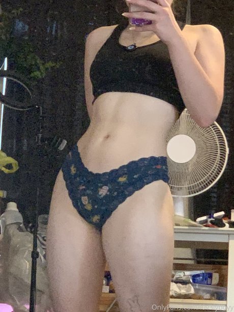 l0v3lyboyy sexy onlyfans