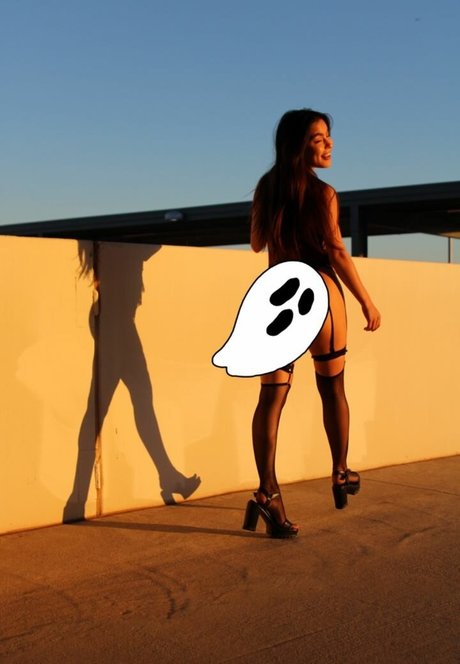 imnamipeaches onlyfans explicit content