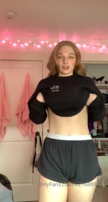 Britt Smith onlyfans nide