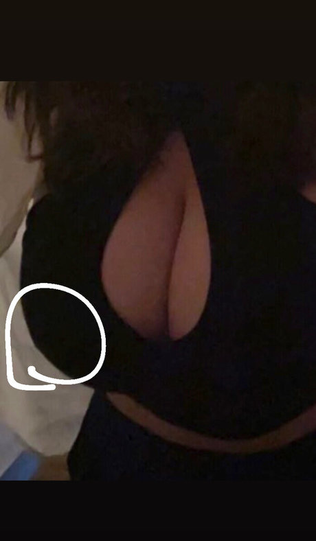 Sara B leaked onlyfans