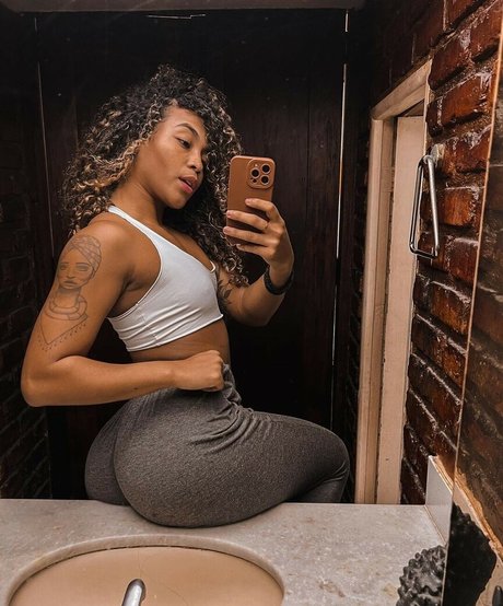 Luiza Vilela free onlyfans