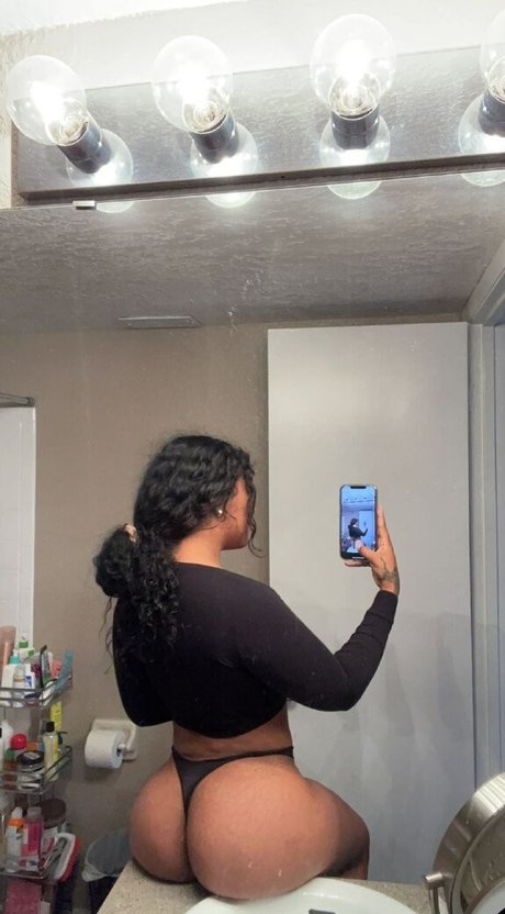 Nita Amari onlyfans naked