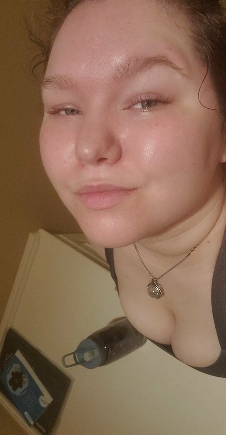 MissMeriGould naked onlyfans leaked