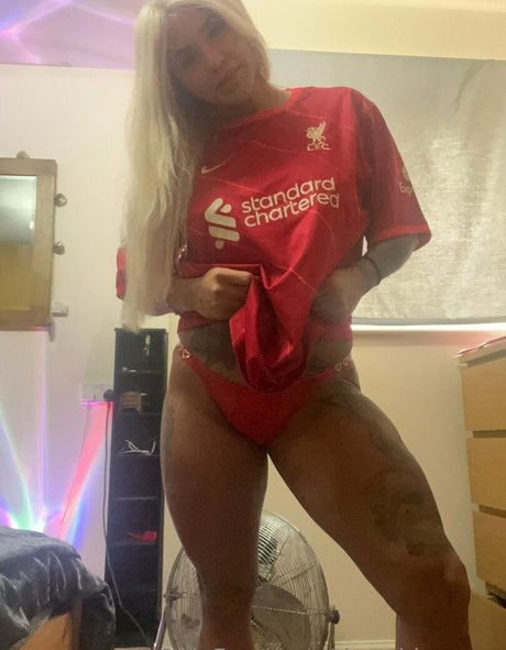 thetabbyanne onlyfans model photos