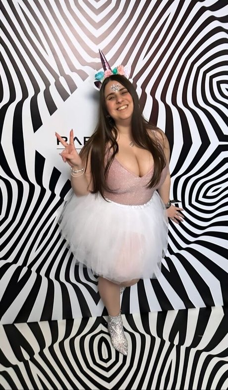 Sapir Sol onlyfans nude tits