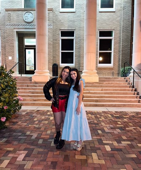 big dildo onlyfans top snapshot