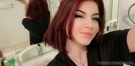 Crazy Babysitter onlyfans pics nude