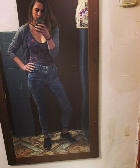 fuzyfruzsina free only fans