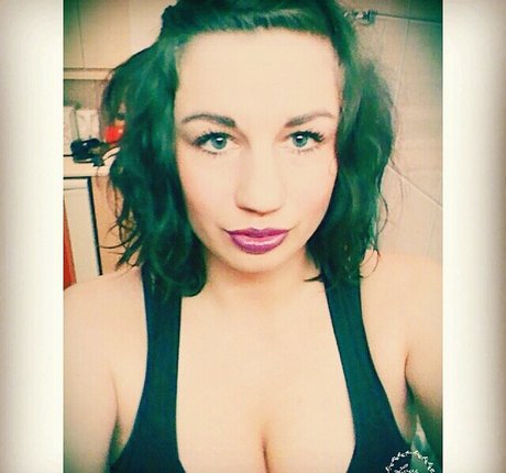 fuzyfruzsina onlyfans leaked free