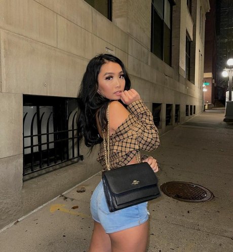 Samanthayang onlyfans post