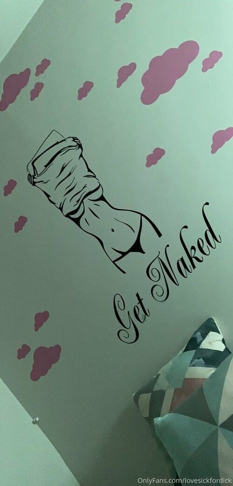 lovesickfordick onlyfans boobs