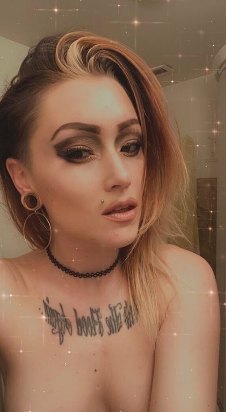 lovesickfordick onlyfans model