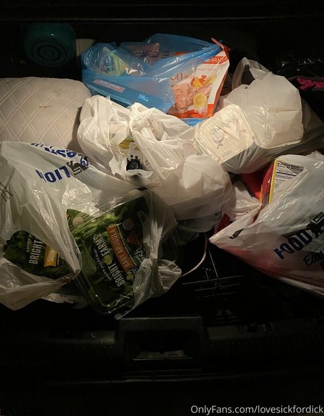 lovesickfordick only fans pics