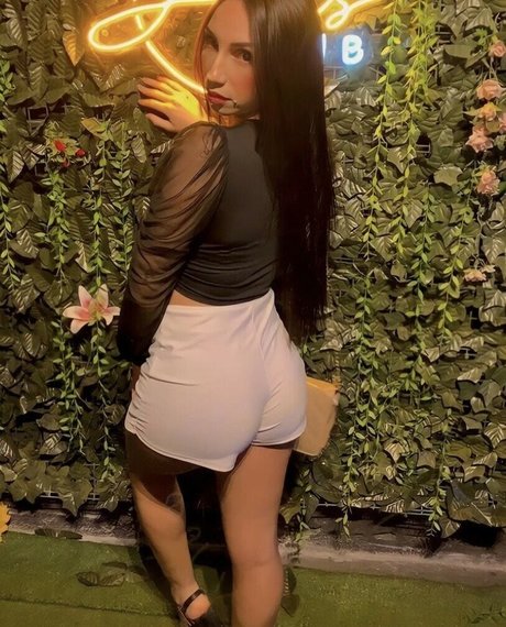 Mila Valentin fans only