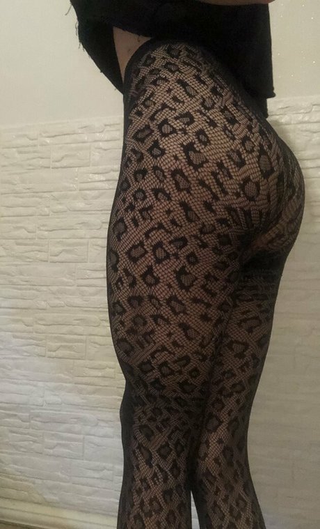 sneakers onlyfans porno img