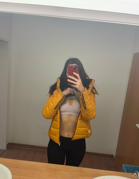 luana1994 onlyfans leaked pics