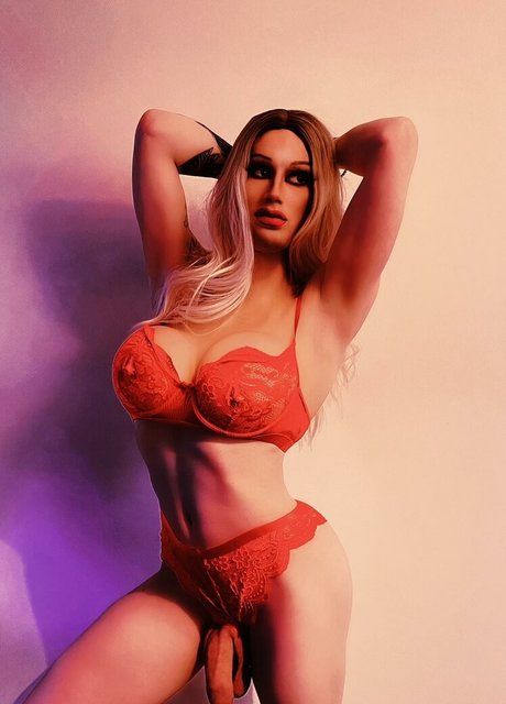 Roman Rose onlyfans nude leaked