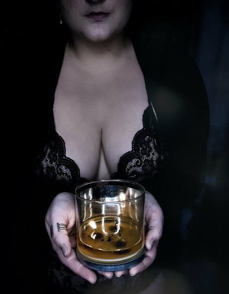 eiramaroonfree sexy onlyfans