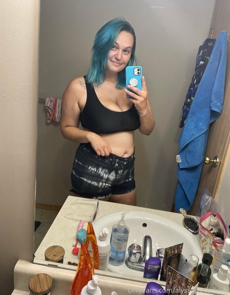 alyssacarterfreex onlyfans model photo