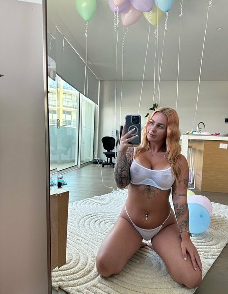 SkyeLouise nude onlyfans leak