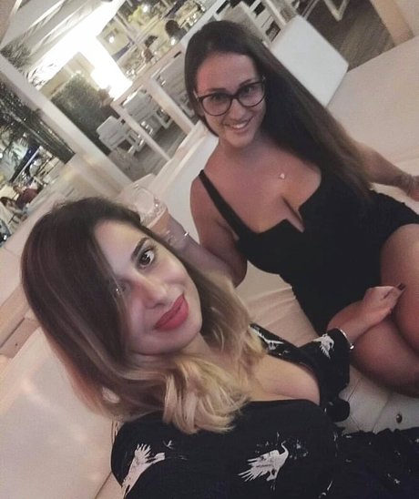 sarapiras nude leaked onlyfans