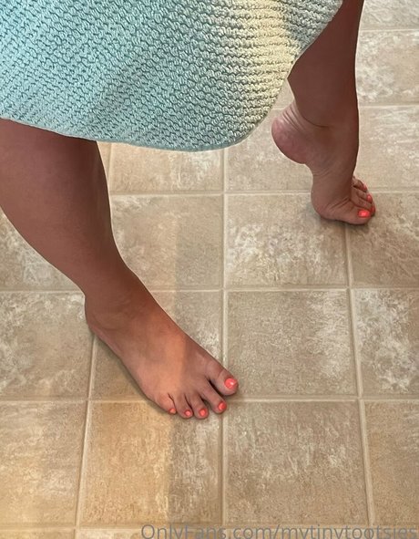 mytinytootsies onlyfans leakd