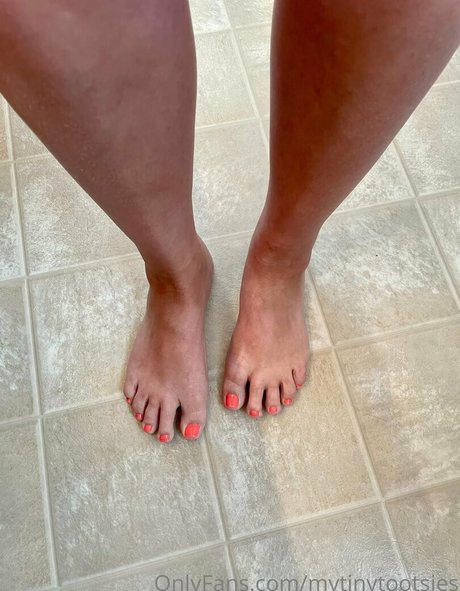 mytinytootsies naked onlyfans leaks