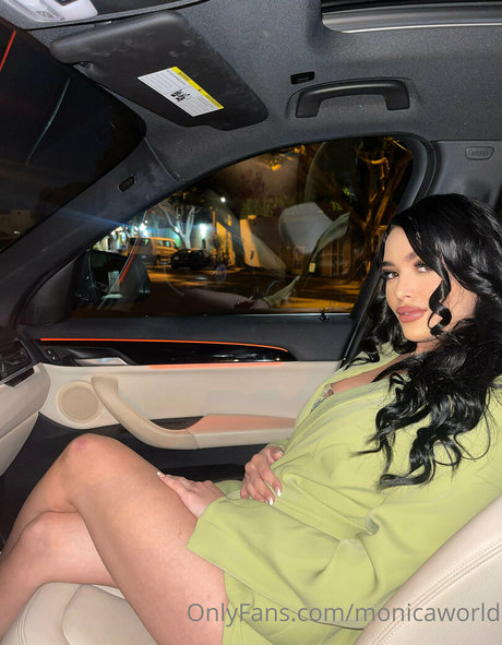 monicaworld only fans pic