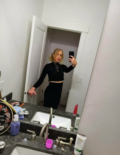 dahliainbloom1 onlyfans leaka