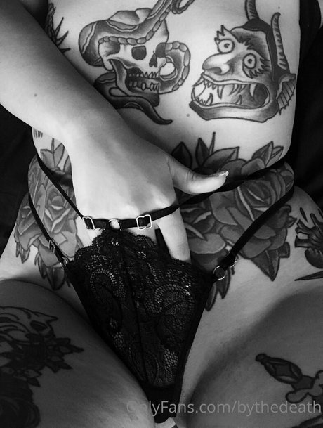 kikithedeath porn onlyfans