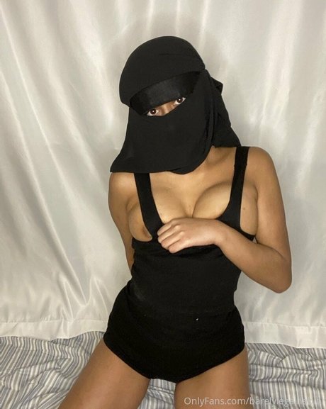 barelylegalhabibi onlyfans picture
