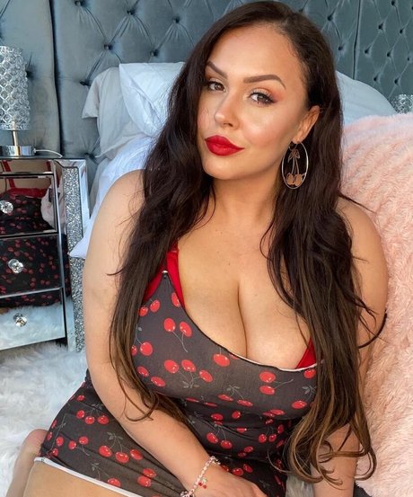 Gia Blaze only fans nude