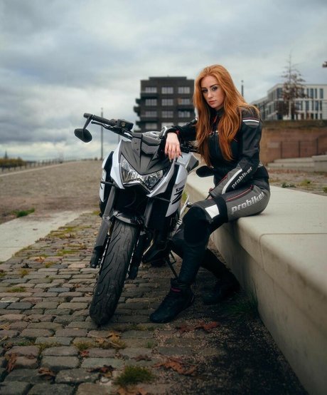 russian mom onlyfans sexy nudes still