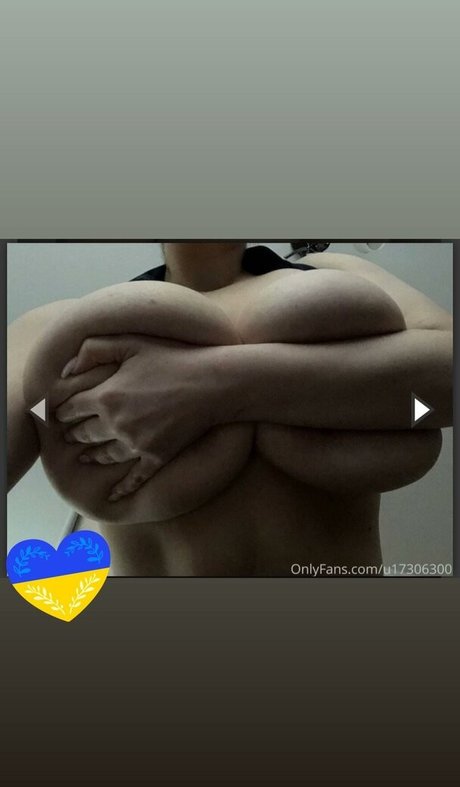 kitty milf onlyfans beautiful naked image