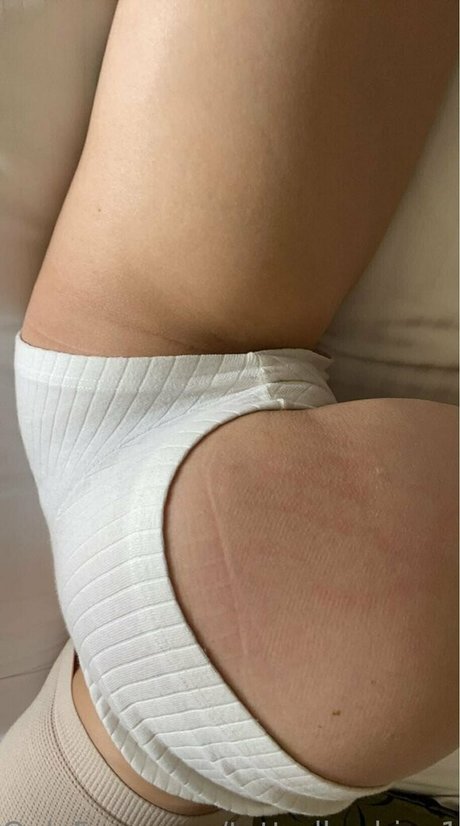 tattedbarbiee19 onlyfans boobs