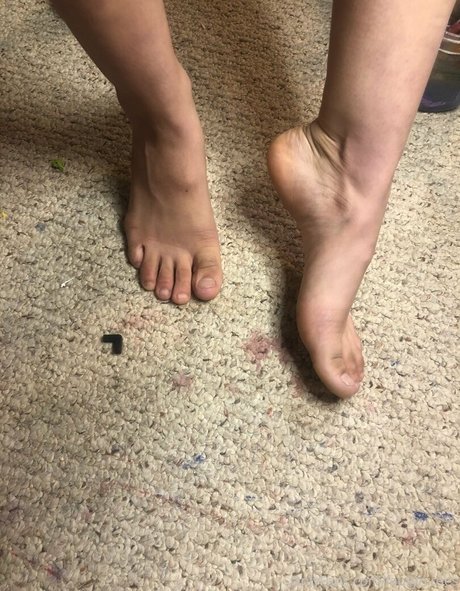 lauryn roes nude onlyfans leaked