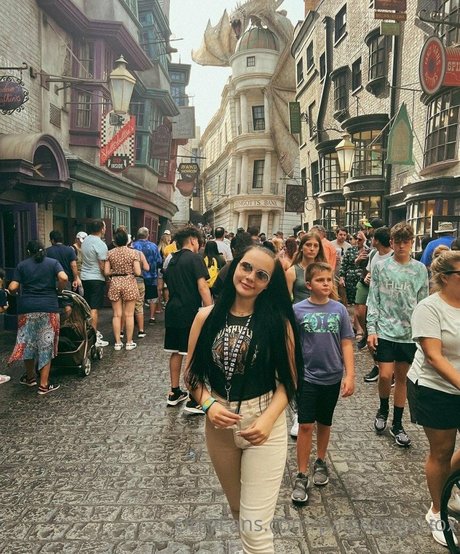 curvy solo onlyfans beautiful nude view