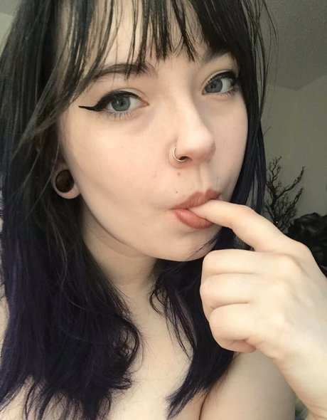 beelzebubsuwu only fans naked