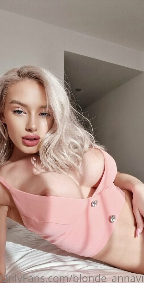 Anna Brown nsfw onlyfans