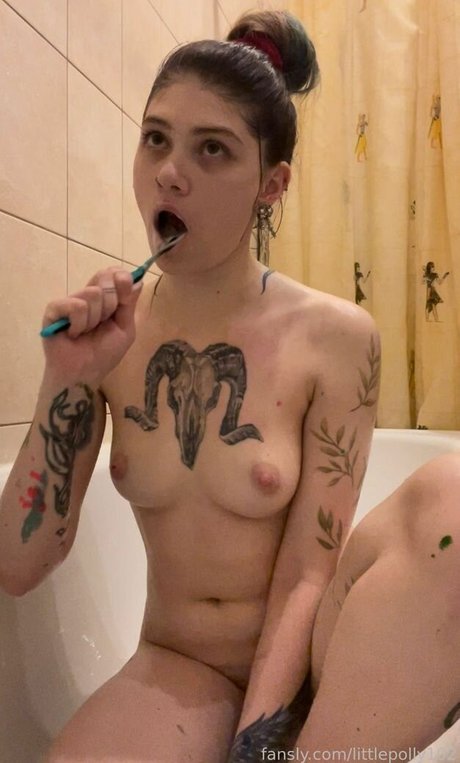 LittlePolly102 onlyfans nudes